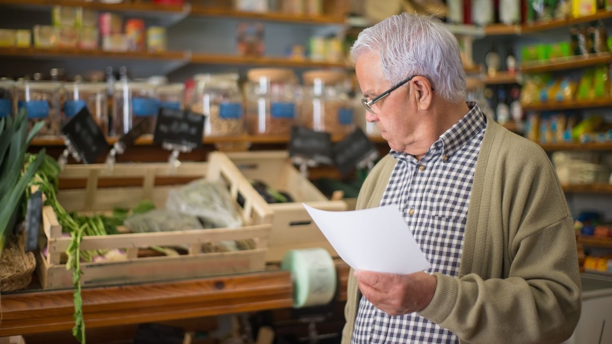Smart Grocery Shopping: How to Save Money and Eat Well