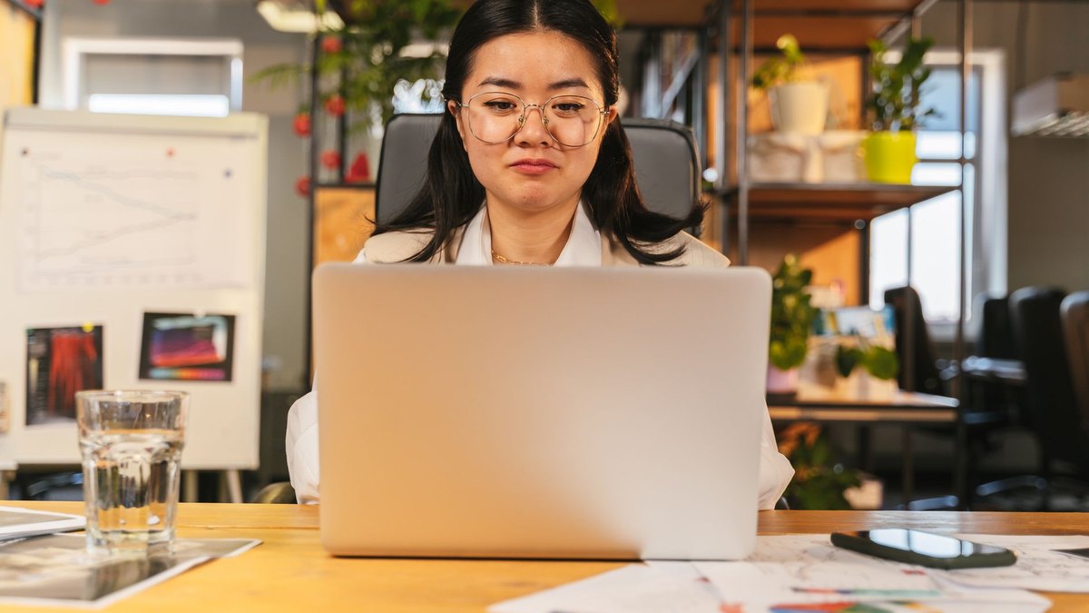How to Stop Procrastinating: A Simple 3-Step Reset