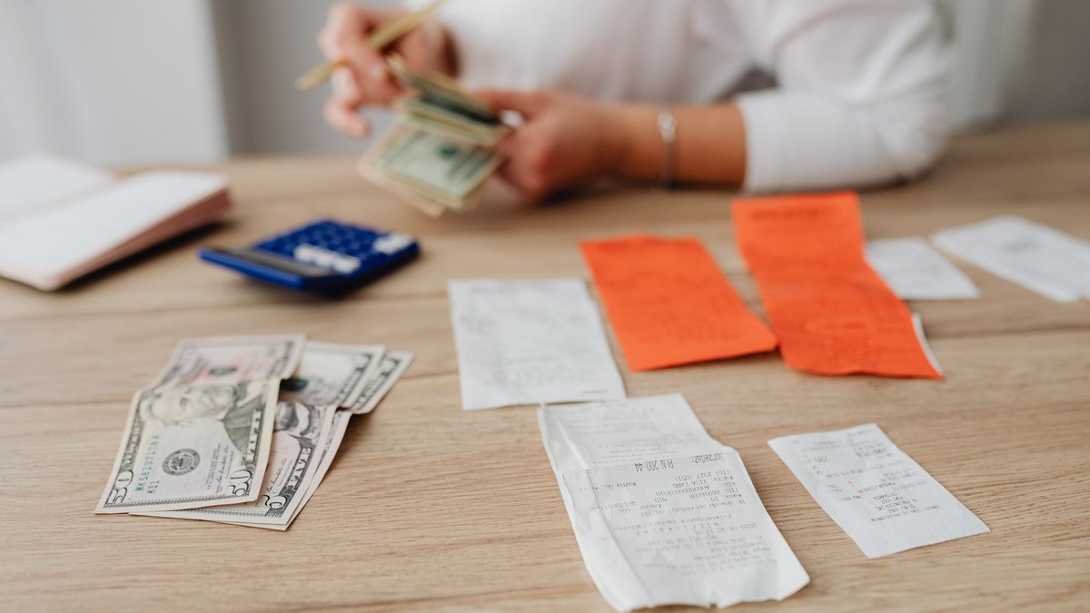 What Is Inflation and How It Quietly Eats Your Savings